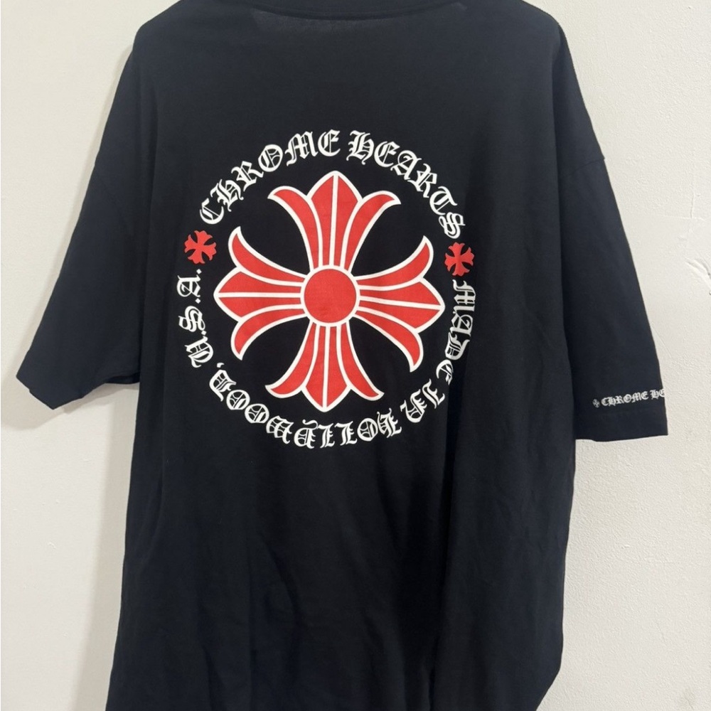 Chrome Hearts Made In Hollywood Tee
Authentic with tags fast shipping